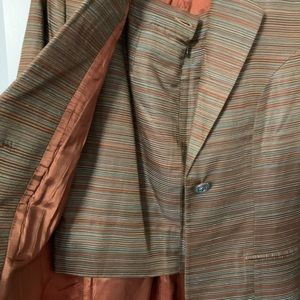 Medici Woman’s 2 piece suit